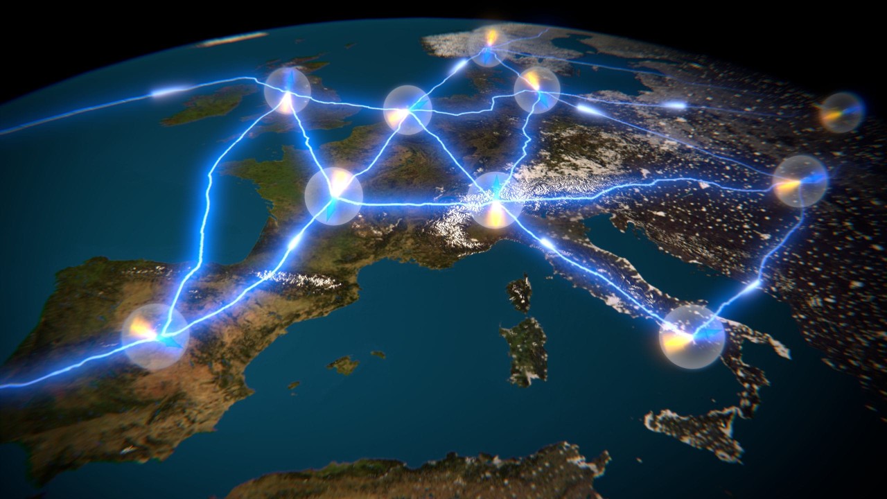 Image for news article: Breakthrough: Quantum and Classical Internet Merged via Single Optical Fiber