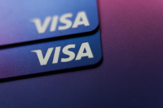 Image for news article: DOJ Accuses Visa of Debit Card Monopoly in New Antitrust Lawsuit